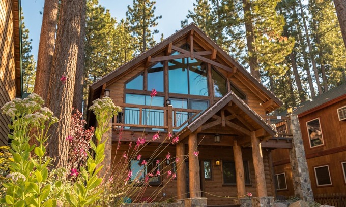 Al Tahoe House | Famous Cabin - Hot Tub, Walk to Lake, Pets