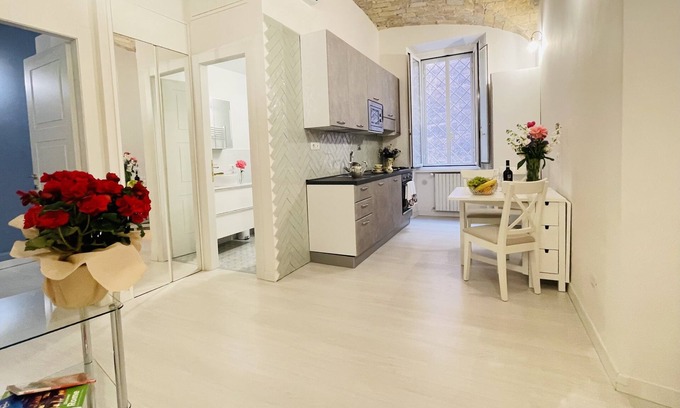 Esquilino House | Fantastic 3 Bedroom Apartment In Center Of Rome. Beautifully Remodeled 2021!