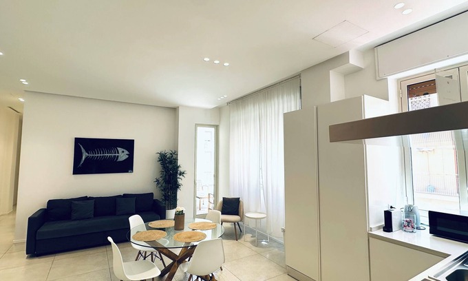 Ruggero Settimo Apartment | Fantastic Apartment in Historic Center - Palermo