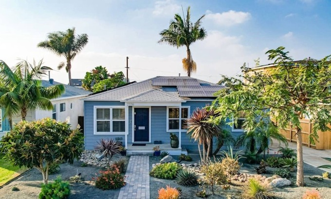 Bay Park House | Fantastic for families and groups! 3BR oasis in San Diego's Mission Bay | Casa Bahia by Boutiq