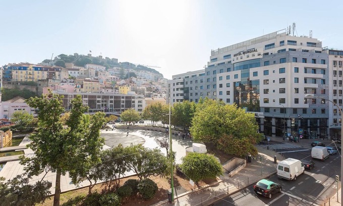 Sao Cristovao e Sao Lourenco Apartment | Fantastic-Location in center of Lisbon-Wi-fi, Lift.