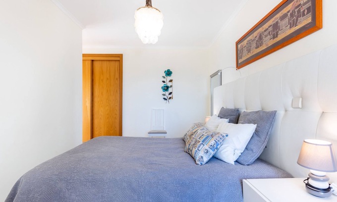 Correeira Apartment | Fantastic Penthouse by Algarve100villas, central, amazing views, pool, wifi.