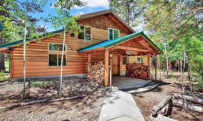 Garden Valley Cabin | Fantastic Riverside Cabin with Hot Tub, WFI!