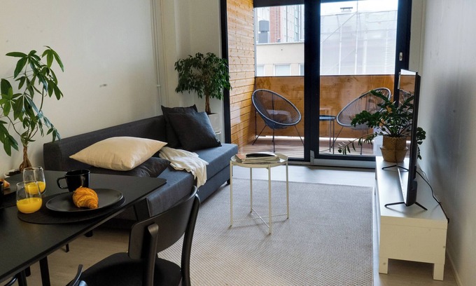 Tampere Apartment | Fantastic three rooms and balcony. Best location in Tampere!