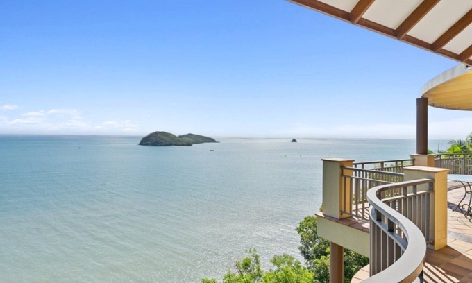 Buchan Point Apartment | FANTASTIC VIEWS MUNBILLA 3 @ PALM COVE