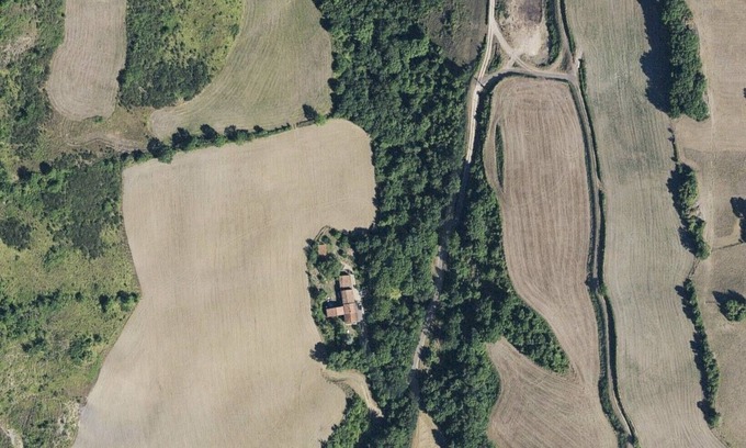 Saint-Georges-de-Luzencon House | Farm "Les Lacs " sleeps 15 near Millau Aveyron