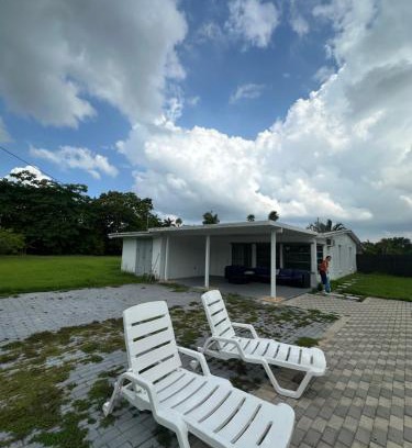 Homestead House | Farm Paradise
