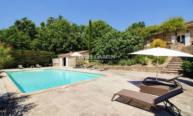 Lourmarin Other | Farmhouse for rent in Lourmarin, a haven of peace on the edge of the southern Luberon region