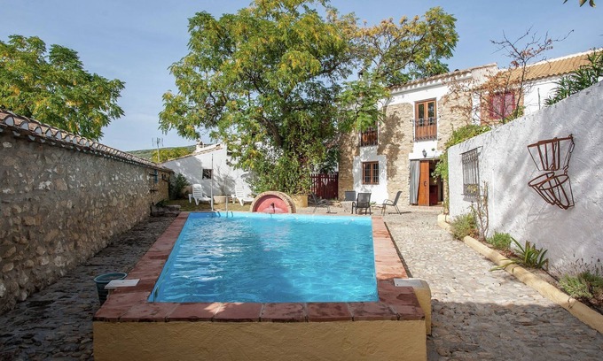 Algarinejo Other | Farmhouse in Fuentes de Cesna near Iznajar