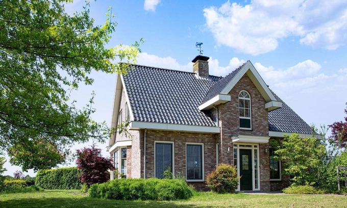 Genderen Other | Farmhouse in Genderen with Terrace