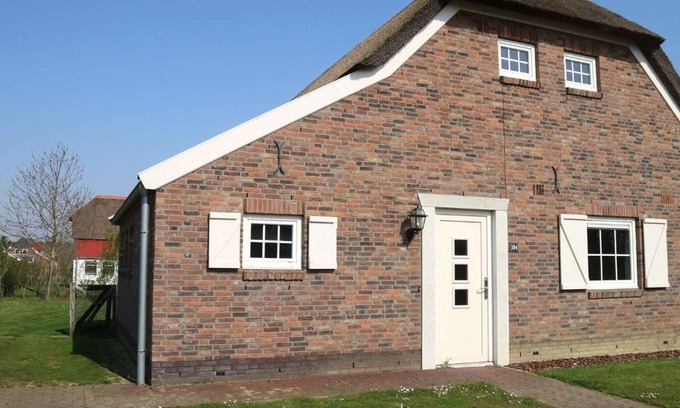 Roggel Villa | Farmhouse in Limburg near Designer Outlet