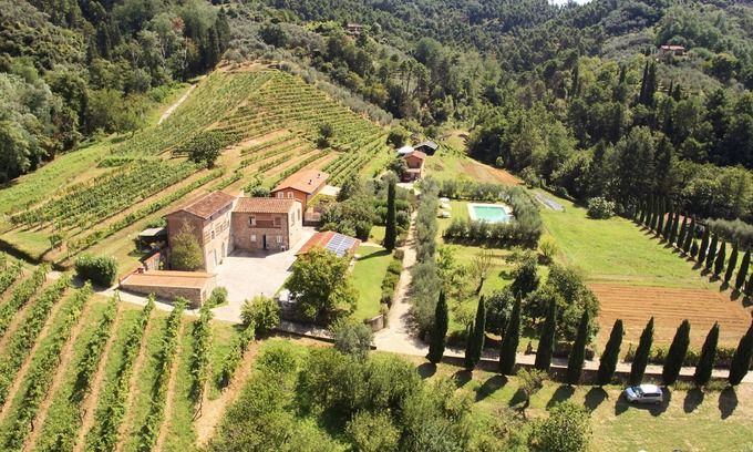 Nocchi Cottage | Farmhouse La Gianna - House in the hills - Beach club in Viareggio included