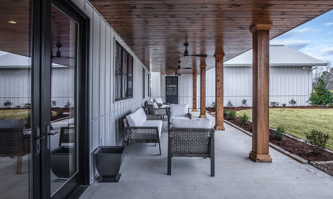 Eatonton Other | Farmhouse on 100 Acres