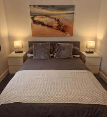 Beadnell House | Farne Lodge