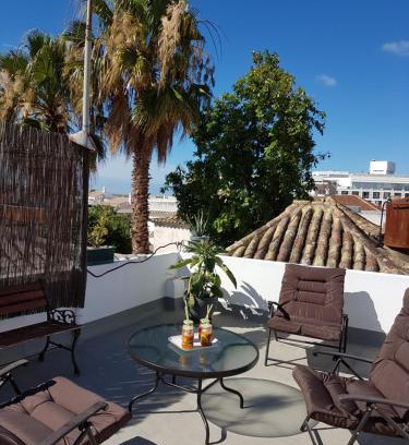 Se House | Faro Town House