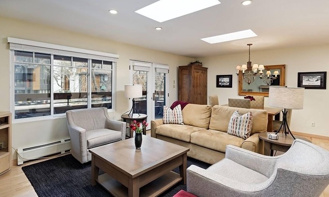 Aspen Condo | Fasching Haus Unit 303 | Sunny Top Floor Condo, 2 Private Decks, 2 Blocks to Downtown Aspen