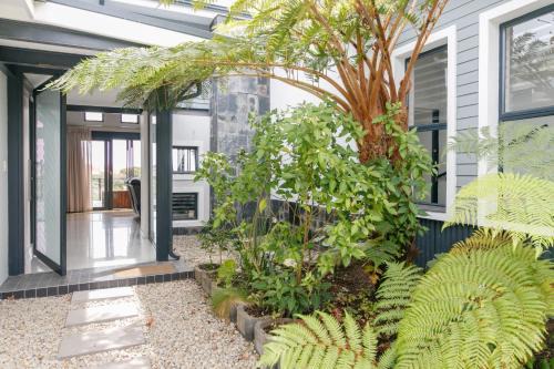 Knysna Villa | FC14 - Pezula Ocean & Valley Views