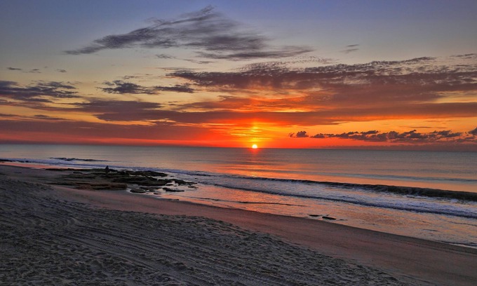 Kure Beach Condo | Feel the heartbeat of the ocean, the breath of the sea @ The Heart of the Sea!