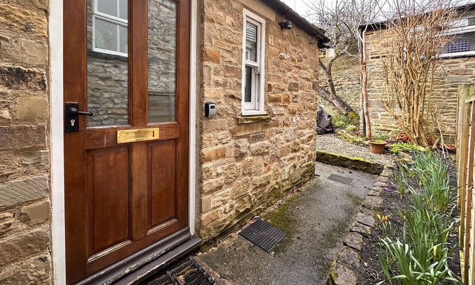 Reeth Cottage | Fellsman Cottage: Your Charming Escape in the Heart of the Yorkshire Dales