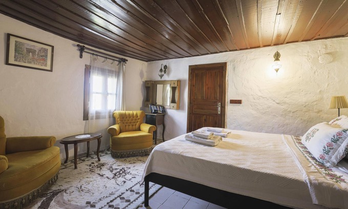 Konak Bed & Breakfast | Feride Suit For 3