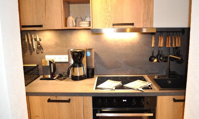 Hinterstein Apartment | Ferienwohnung Edelweiss - 1 Schlafzimmer - Balkon - Haus Alpenglühn
