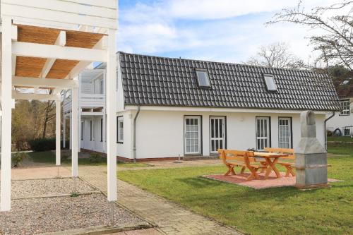 Putbus Apartment | Feriendomizil "Putbus" WE12