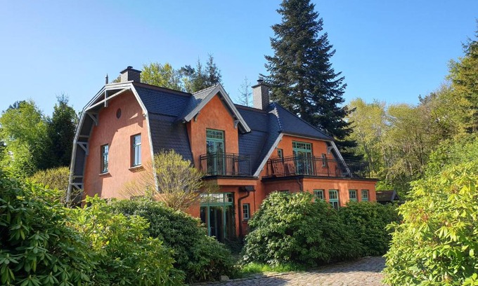 Graal Mueritz House | Ferienhaus am Wasserturm für 6 Erwachsene und 9 Kinder