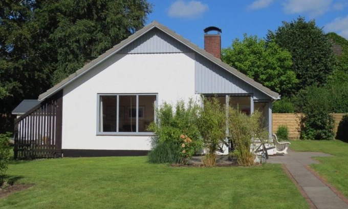 Geel House | Ferienhaus "geel Hus" in Brodersby-geel