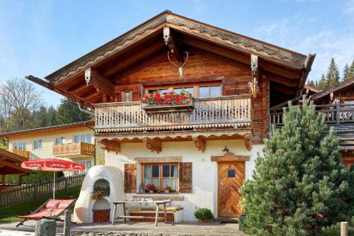 Hundsdorfl House | Ferienhaus im Almdorf in Flachau