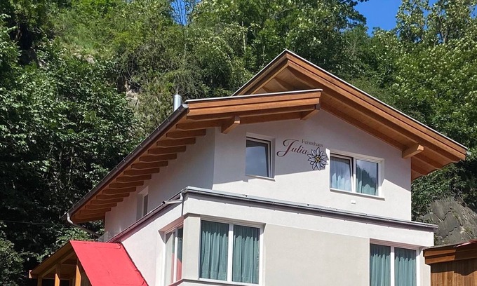 Oetz Apartment | Ferienhaus Julia, Österreich