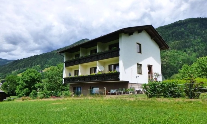 Millstatt Apartment | Ferienwohnung 1 - Gästehaus Anni Maier