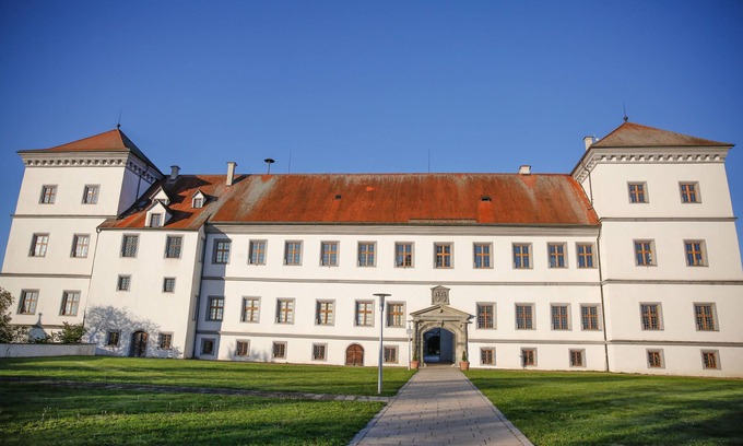 Igelswies Apartment | Ferienwohnung, 100 qm, 2 Schlafzimmer, Großer Balkon, Max. 4 Personen