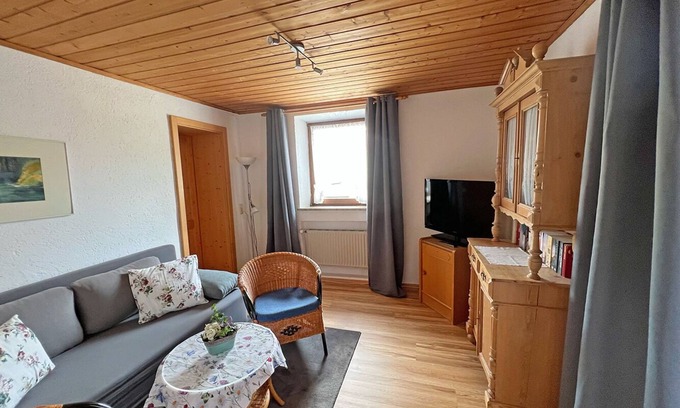 Bergen Apartment | Ferienwohnung 2 - 48 qm für Max. 4 Personen. 1 Extra Schlafzimmer, Süd-west-balkon, Parkplatz