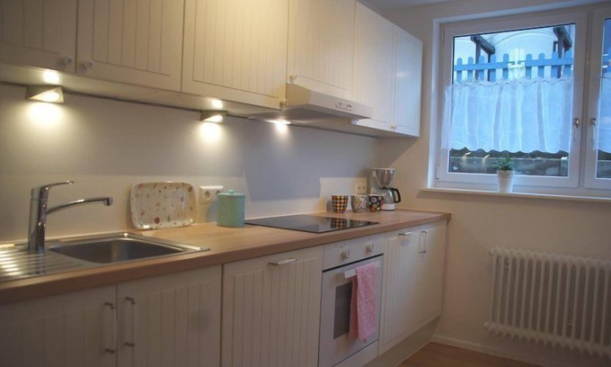 West Mooswald Apartment | Ferienwohnung, 60qm, 1 Schlafzimmer, 1 Wohn-/Schlafraum