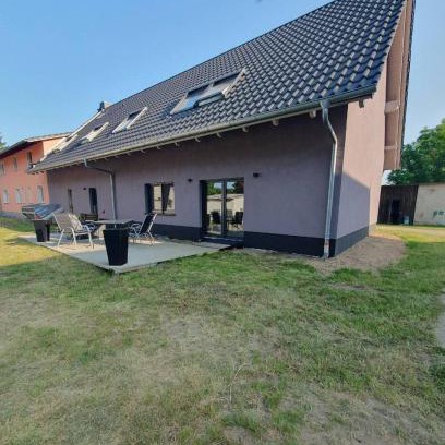 Burg-Dorf Apartment | Ferienwohnung Alter Stall Burg
