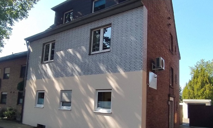 Oberhausen Apartment | Ferienwohnung/app. für 2 Gäste mit 56m² in Oberhausen