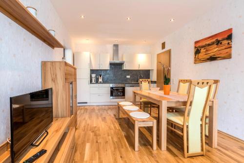 Losheim am See Apartment | Ferienwohnung Familie Bauer
