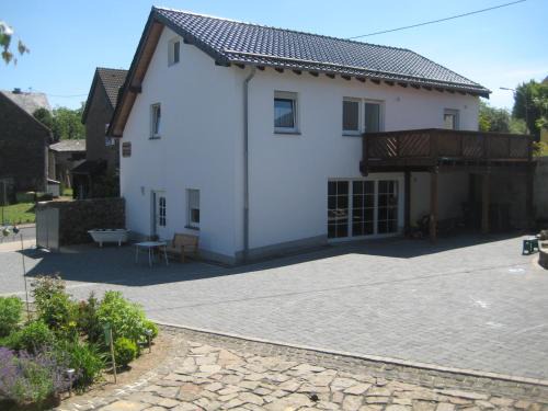 Lind Apartment | Ferienwohnung Hück