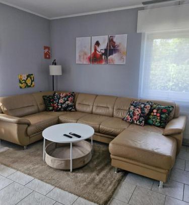 Rhein-Erft-Kreis District House | Ferienwohnung Habichtweg
