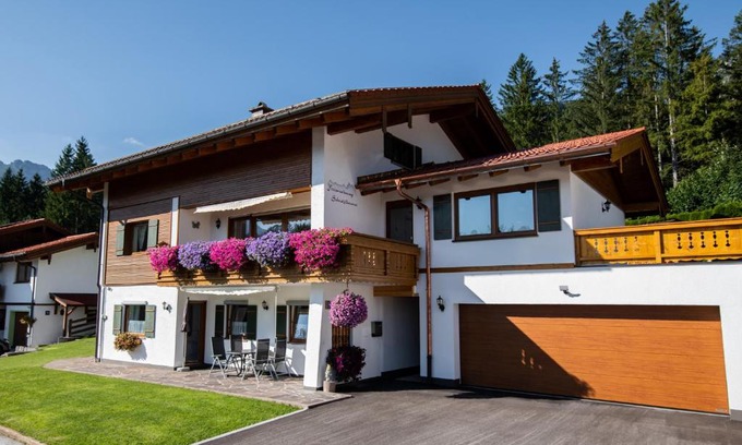 Bischofswiesen Apartment | Ferienwohnung Schnitzlbaumer