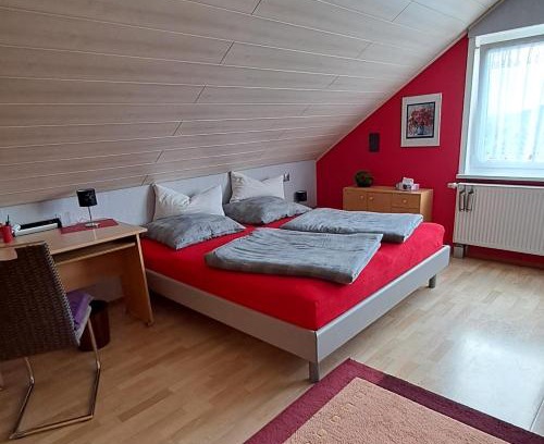Waldbuttelbrunn Apartment | Ferienwohnung Seegarten