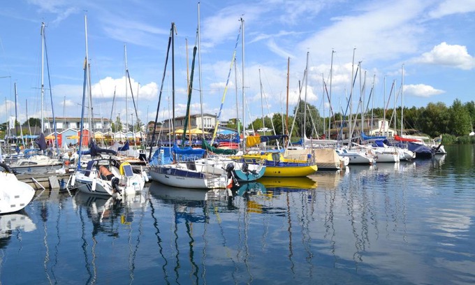 Markkleeberg Apartment | Ferienwohnungen im Hafen Pier1 am Cospudener See bei Leipzig