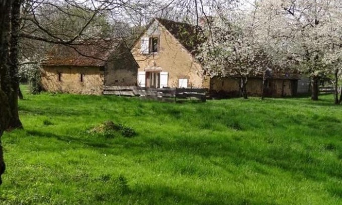 La Bazoge House | Ferme rénovée avec verger, 7 km du Mans, cheminée, 4 chambres, draps inclus, calme assuré - FR-1-410-251