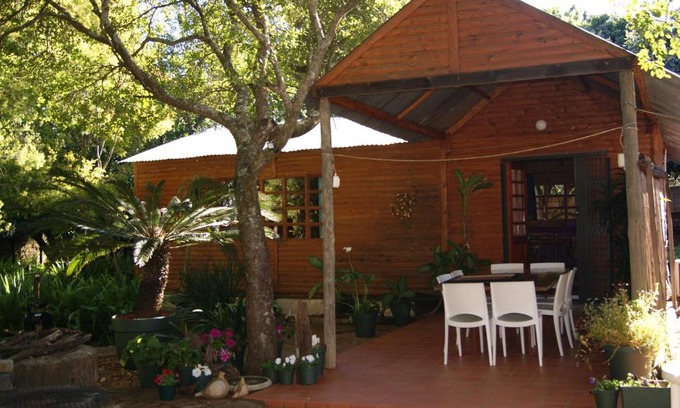 Makhado Bed & Breakfast | Fern Cottage
