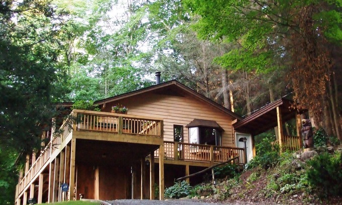 Sugar Grove Cabin | Fern Hill Overlook, Fantastic Views, Private setting