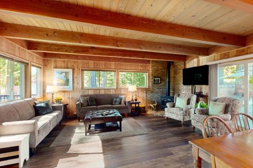 Shaver Lake House | Fernwood