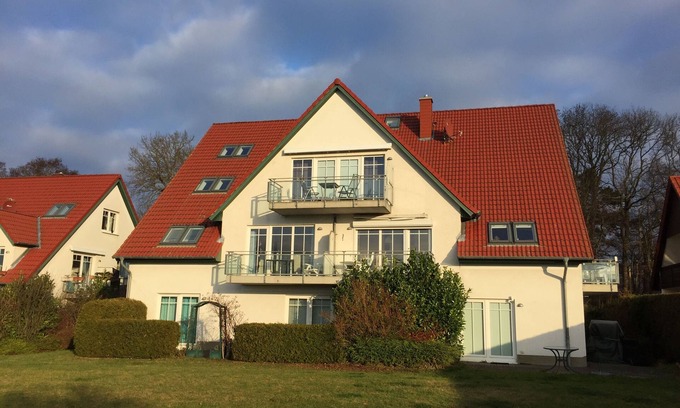 Dassow Apartment | FEWO Baltic Sea blue, pure relaxation near the beach, new at FEWO