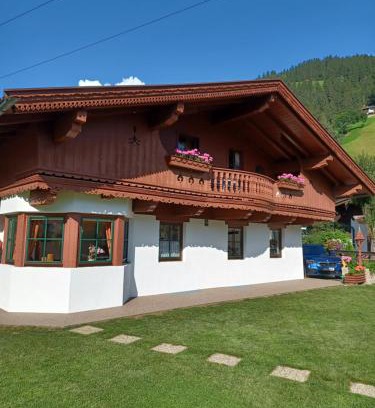 Ramsau im Zillertal Apartment | Fewo Christina