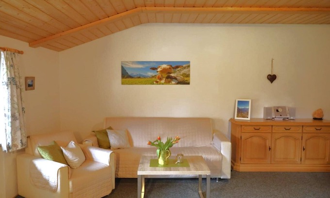 Bischofswiesen Apartment | Fewo Nr. 2 Lattenberg für 2-3 Pers., 1 Schlafzimmer, Wohnraum mit Küchenzeile, Balkon