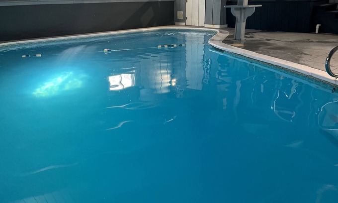 Birch Hill House | Fido Friendly Indoor Heated Pool Slps 22 Pool Table Swim SkiGambleSnowboardRelax